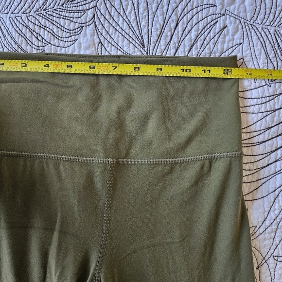 VGUC Athleta Elation Straight Leg Pants Olive Green Small - Picture 11 of 15